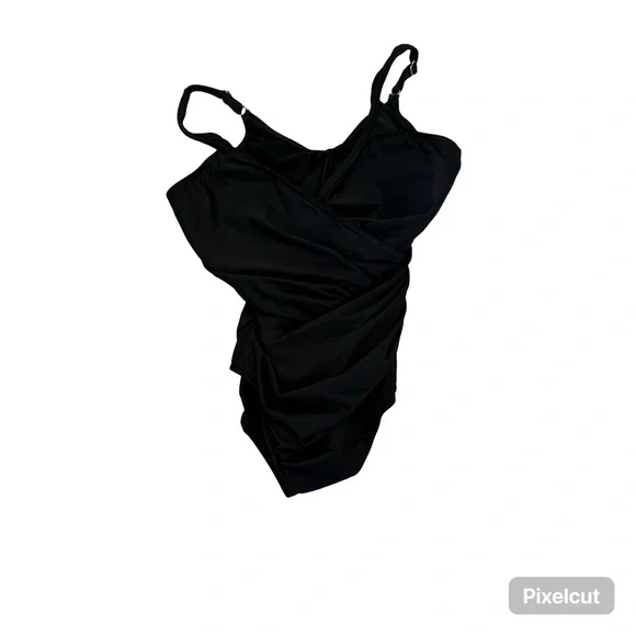 Ready to look one or two sizes slimmer? Miraclesuit is ready for you! - Picture 2 of 5